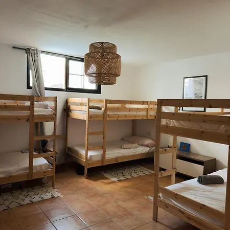 Surf&Sleep Hostel Corralejo Exterior photo